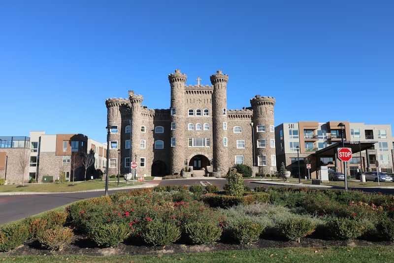 Lindenwold Castle